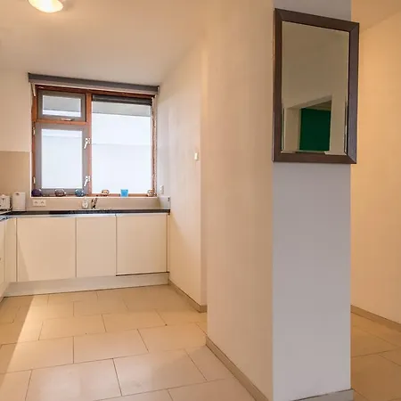 Basic South-east דירה